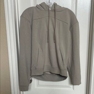 Alphalete beige hoodie size medium